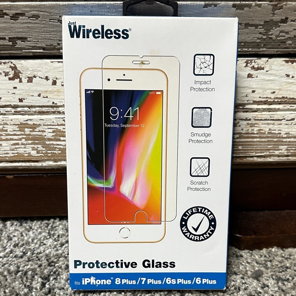 NEW Never Opened Protective Glass for iPhone 8 Plus/7 Plus/6s Plus/6 Plus - Gold